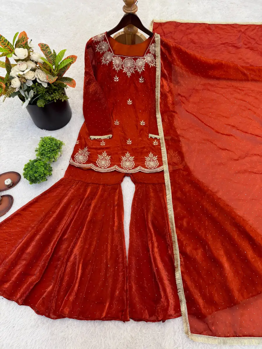 DESIGNER FENDY SILK EMBROIDERY SEQUENCE WITH ZARKAN DIAMOND WORK TOP SHARARA WITH DUPATTA FESTIVE WEAR WHOLESALE PRICE ETHNIC GARMENT (16)