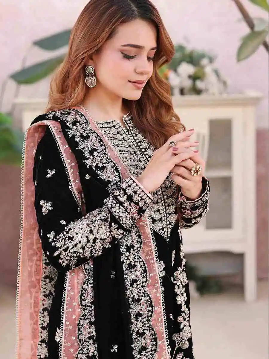 DESIGNER-GMY-SILK-SEQUENCE-ZARI-EMBROIDERY-WORK-TOP-PALAZZO-WITH-DUPATTA-FESTIVE-WEAR-WHOLESALE-PRICE-ETHNIC-GARMENT-2.webp