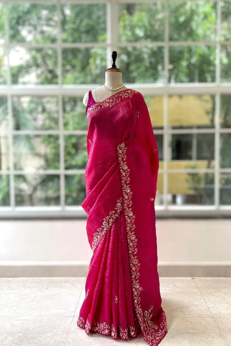 DESIGNER GOLD CRUSH COTTON THREAD EMBROIDERY WITH SEQUENCE & CODING WORK SAREE WITH UNSTITCHED BLOUSE WEDDING WEAR WHOLESALE PRICE ETHNIC GARMENT (15)