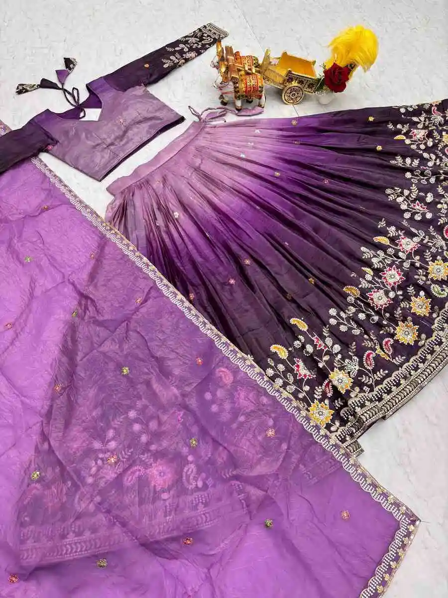 DESIGNER-GOLD-CRUSH-EMBROIDERY-SEQUENCE-THREAD-WORK-LEHENGA-CHOLI-WITH-DUPATTA-WEDDING-WEAR-WHOLESALE-PRICE-ETHNIC-GARMENT-12.webp