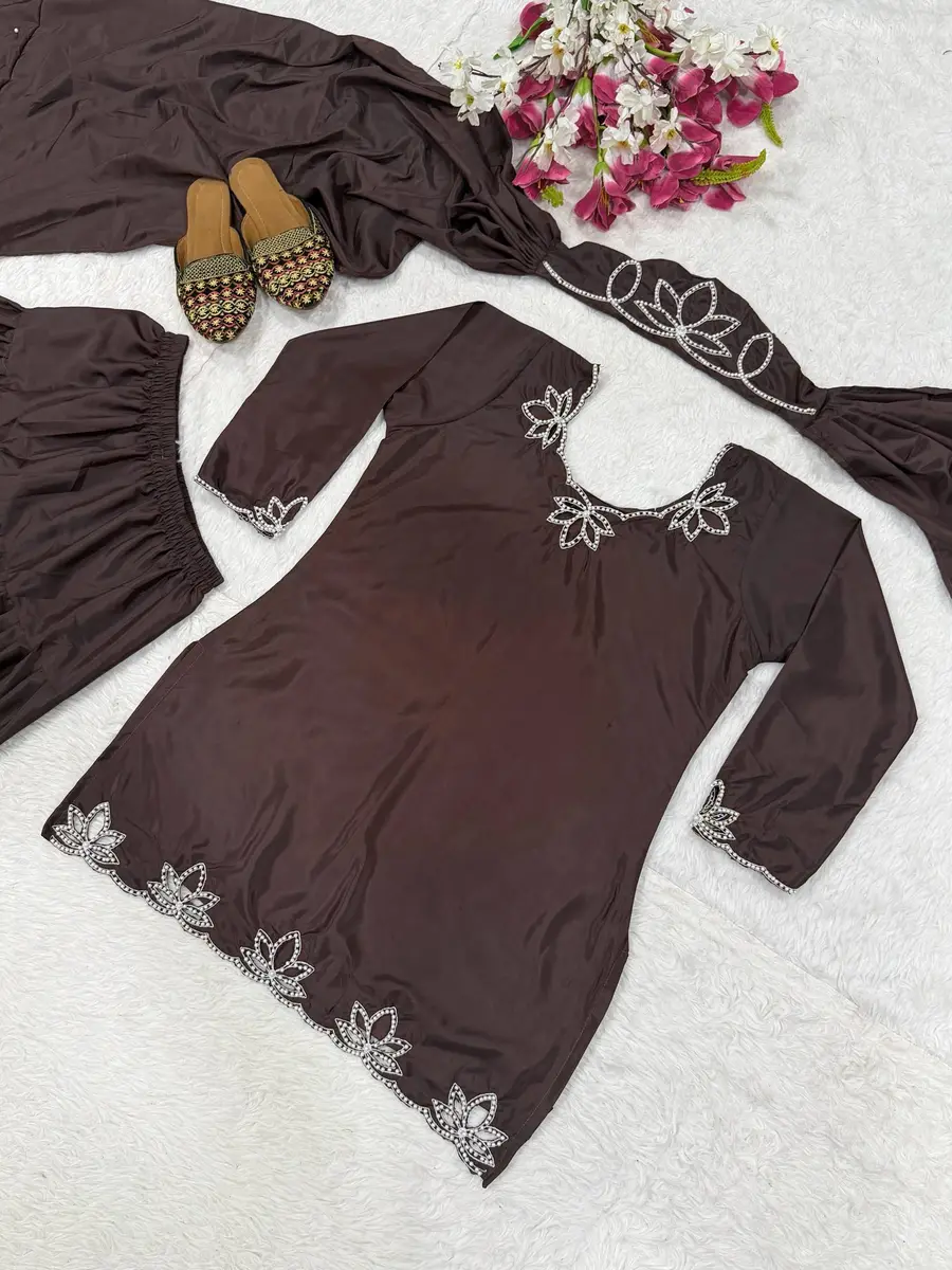 DESIGNER-NATURAL-CREPE-EMBROIDERY-AND-MOTI-WORK-TOP-PATIYALA-WITH-DUPATTA-FESTIVE-WEAR-WHOLESALE-PRICE-ETHNIC-GARMENT-10.webp