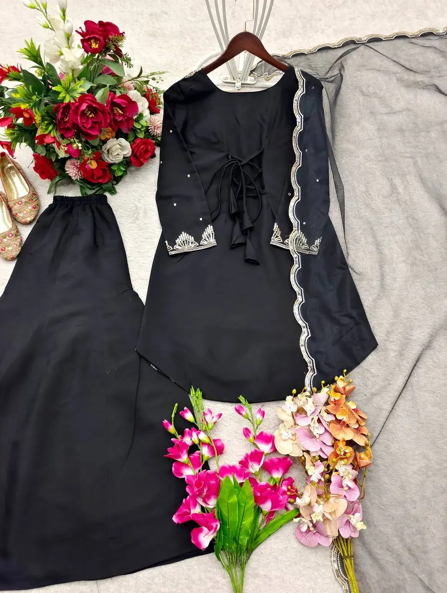 DESIGNER-ROMAN-SILK-EMBROIDERY-5-MM-SEQUENCE-WORK-TOP-PALAZZO-WITH-DUPATTA-FESTIVE-WEAR-WHOLESALE-PRICE-ETHNIC-GARMENT-6.webp