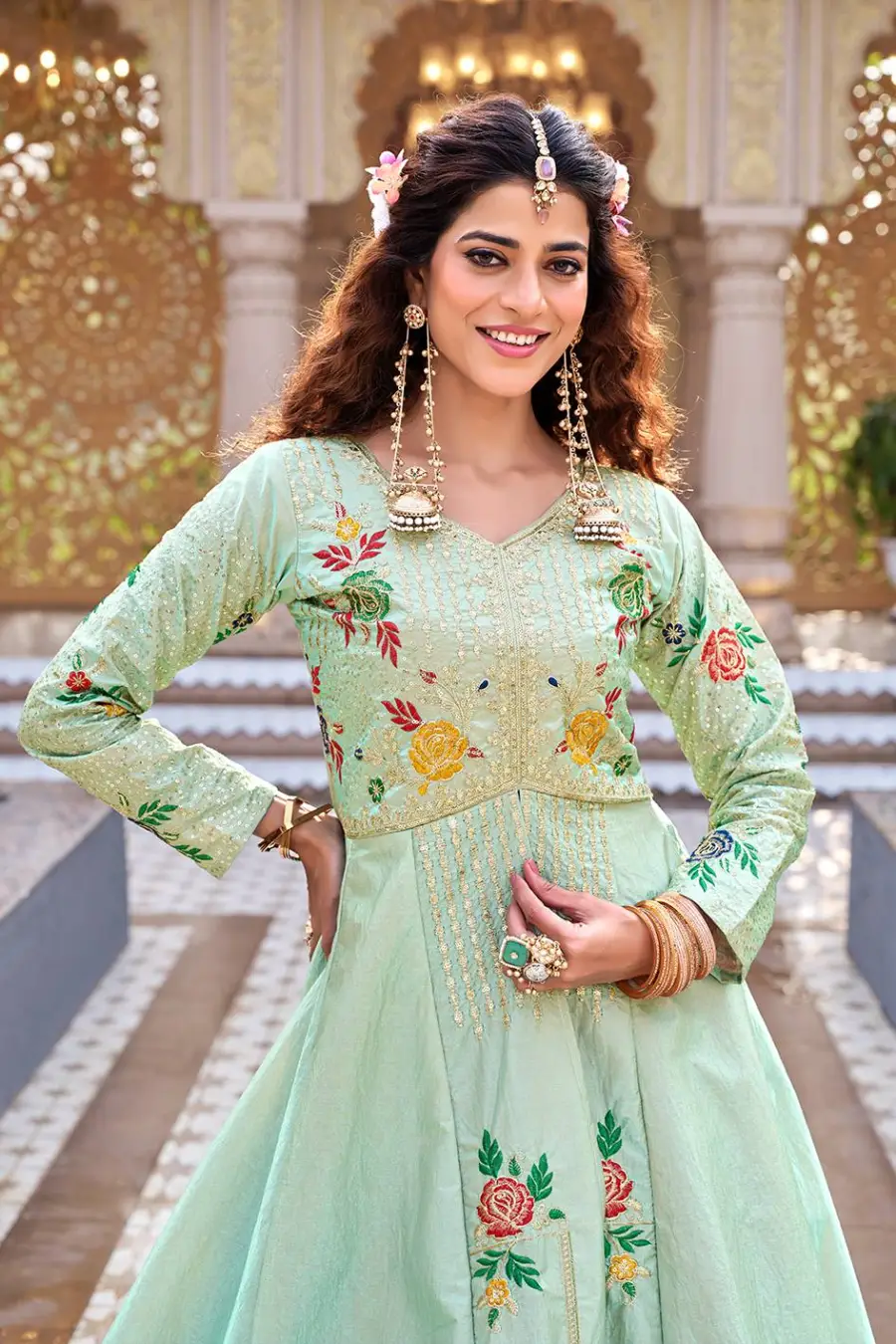 DESIGNER-SATIN-SILK-EMBROIDERY-SEQUENCE-WORK-WITH-THREAD-WORK-TOP-LEHENGA-WEDDING-WEAR-WHOLESALE-PRICE-ETHNIC-GARMENT-6.webp