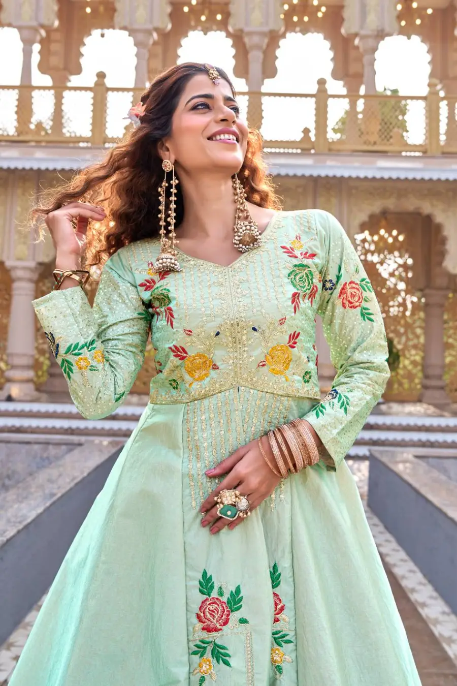 DESIGNER-SATIN-SILK-EMBROIDERY-SEQUENCE-WORK-WITH-THREAD-WORK-TOP-LEHENGA-WEDDING-WEAR-WHOLESALE-PRICE-ETHNIC-GARMENT-9.webp