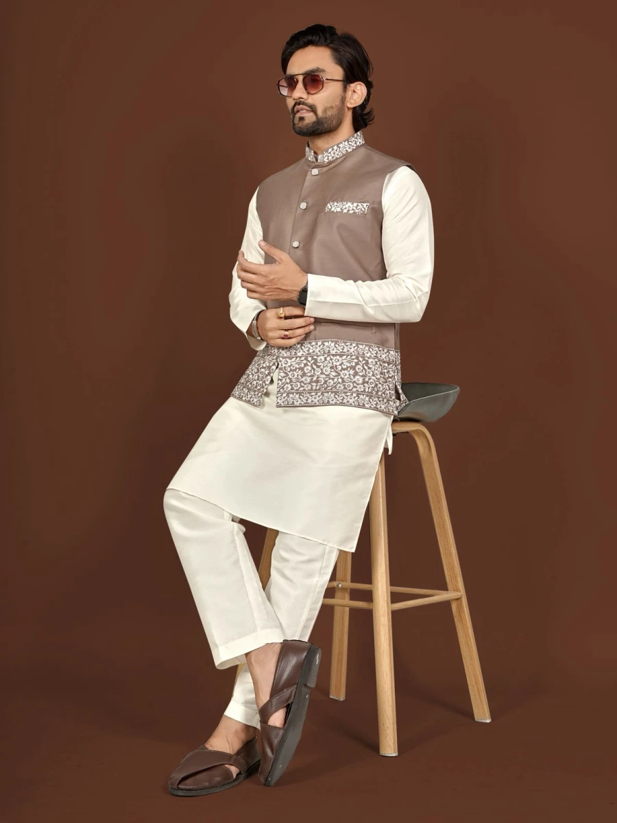 DESIGNER SILK EMBROIDERY WORK MEN'S KURTA PAYJAMA WITH KOTI WEDDING WEAR WHOLESALE PRICE ETHNIC GARMENT (5)