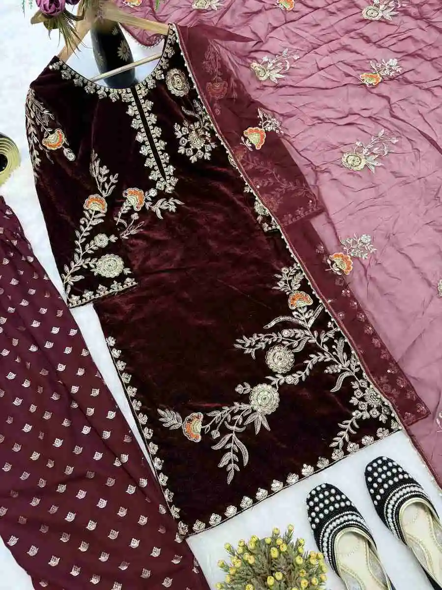 DESIGNER-VELVET-SEQUENCE-EMBROIDERY-WORK-TOP-PATIYALA-WITH-DUPATTA-FESTIVE-WEAR-WHOLESALE-PRICE-ETHNIC-GARMENT-6-1.webp