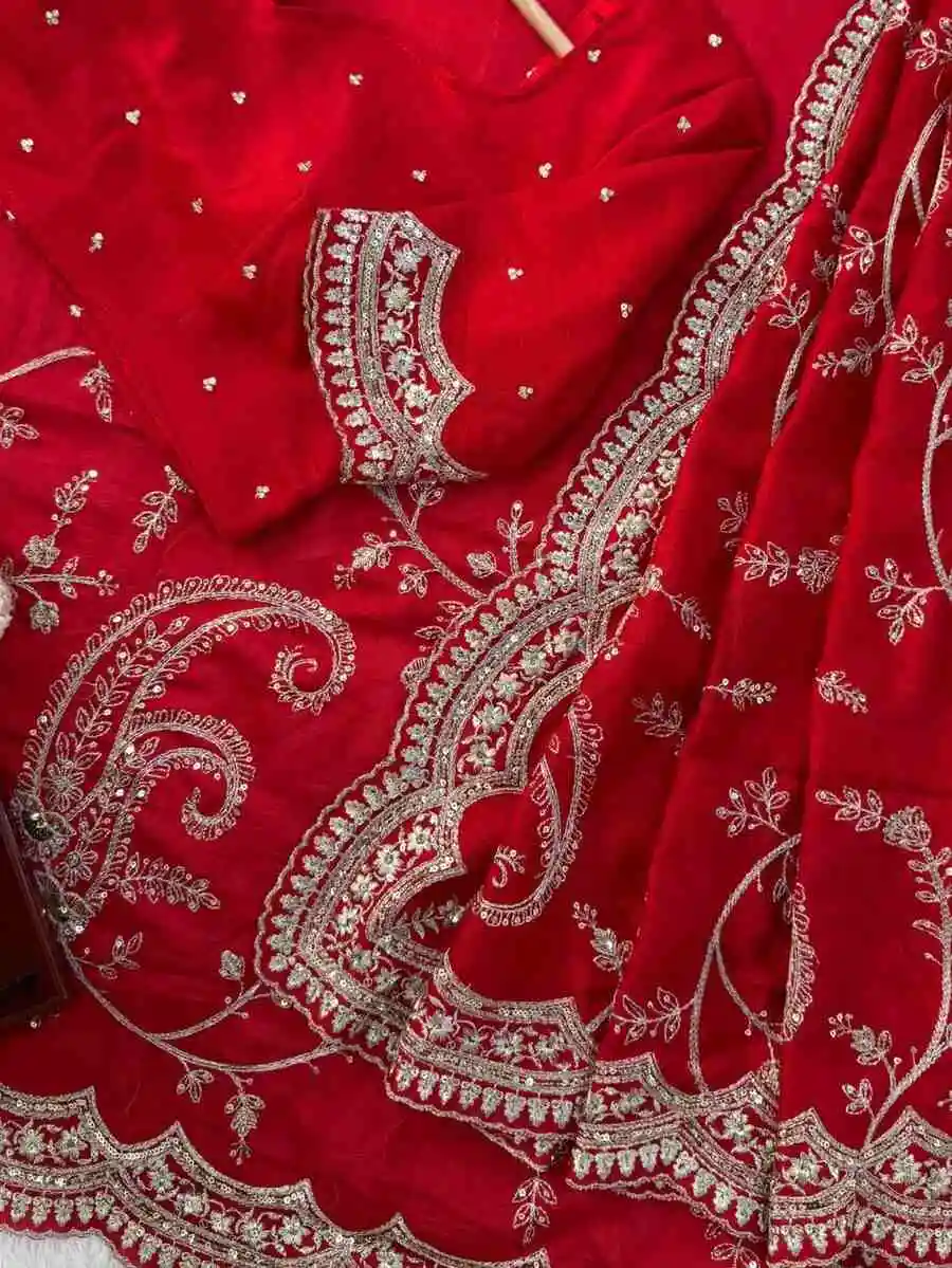 DESIGNER-VICHITRA-EMBRODIERY-THREAD-AND-SEQUENCE-WROK-WITH-CUT-WORK-SAREE-WITH-UNSTITCHED-BLOUSE-WEDDING-WEAR-WHOLESALE-PRICE-ETHNIC-GARMENT-2.webp