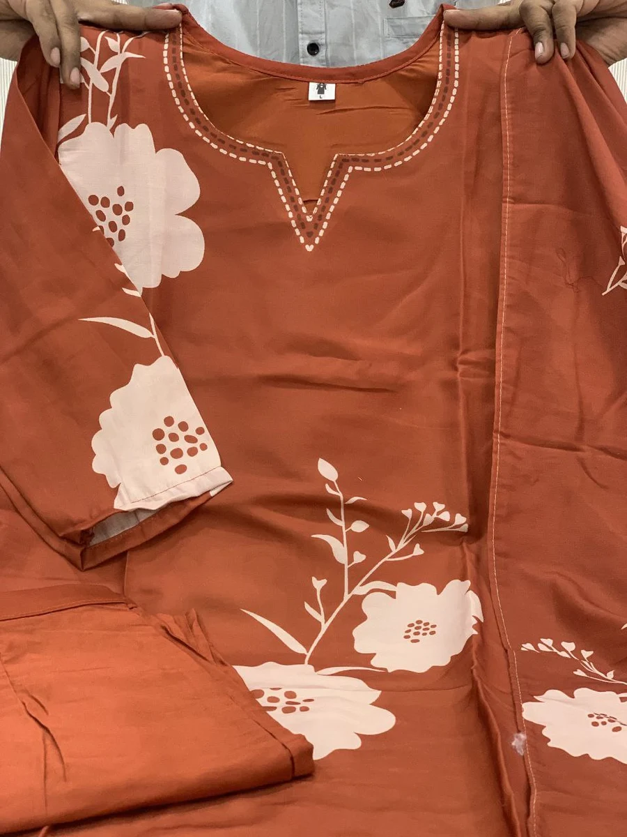 FANCY-MUSLIN-FLORAL-DIGITAL-PRINT-WORK-TOP-BOTTOM-WITH-DUPATTA-FESTIVE-WEAR-WHOLESALE-PRICE-ETHNIC-GARMENT-15.webp