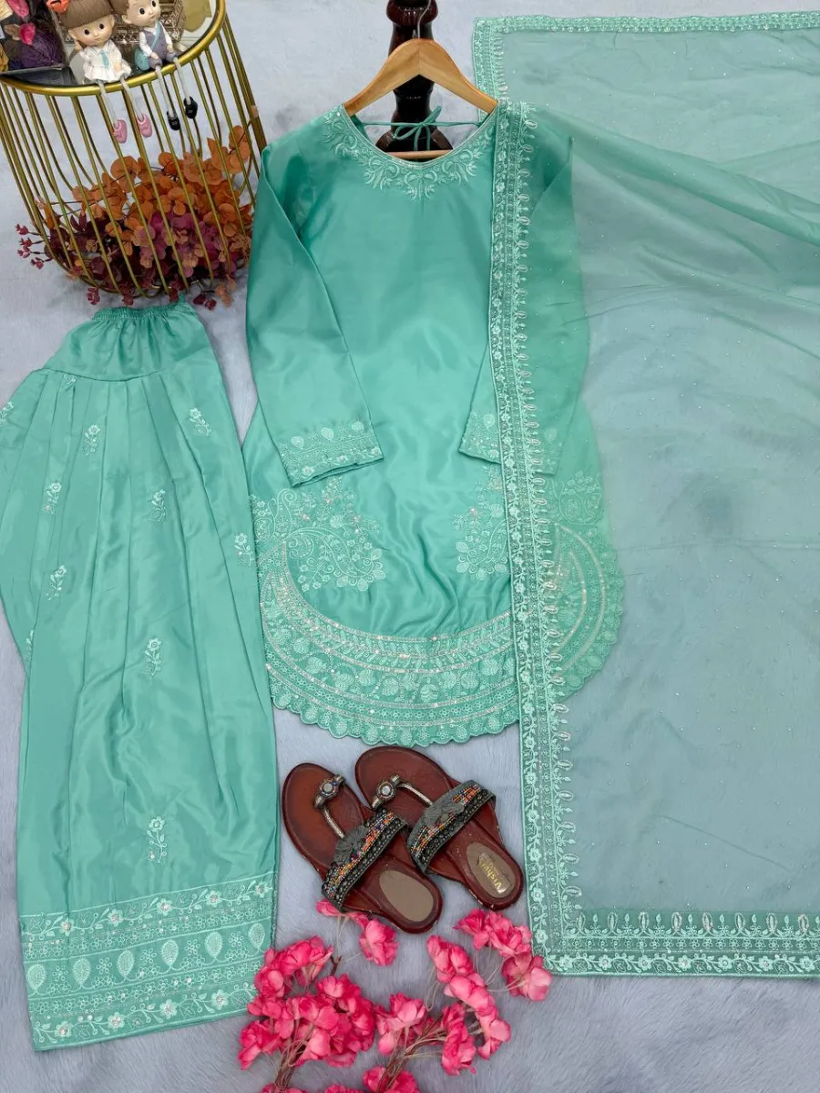 FANCY-NATURAL-CREPE-EMBROIDERY-3-MM-SEQUENCE-WORK-WITH-CUTWORK-TOP-PATIYALA-WITH-DUPATTA-FESTIVE-WEAR-WHOLESALE-PRICE-ETHNIC-GARMENT-20.webp