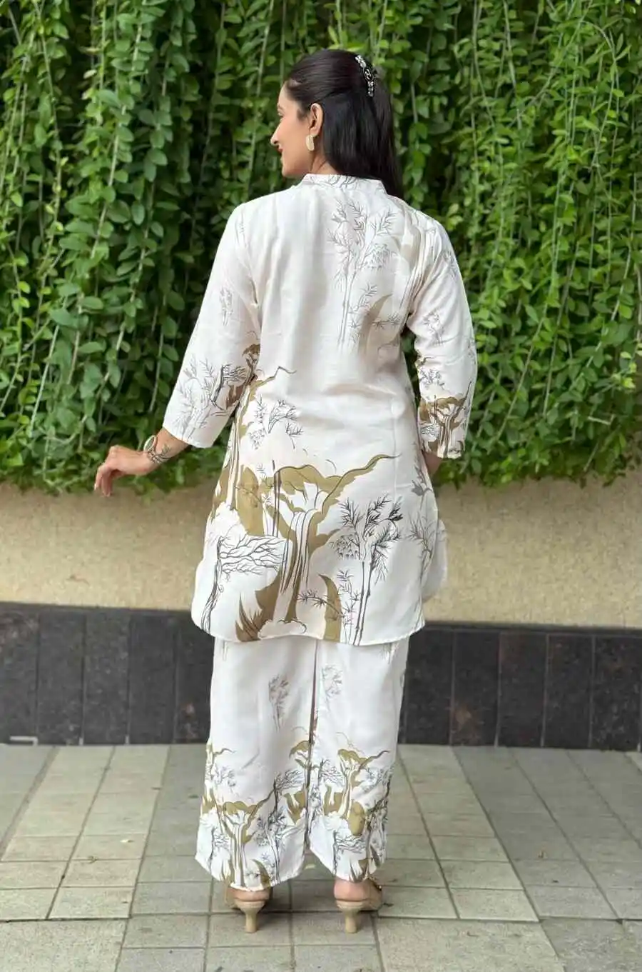 FANCY-POLY-RAYON-DIGITAL-PRINT-WORK-CO-ORD-SET-DAILY-WEAR-WHOLESALE-PRICE-ETHNIC-GARMENT-4.webp