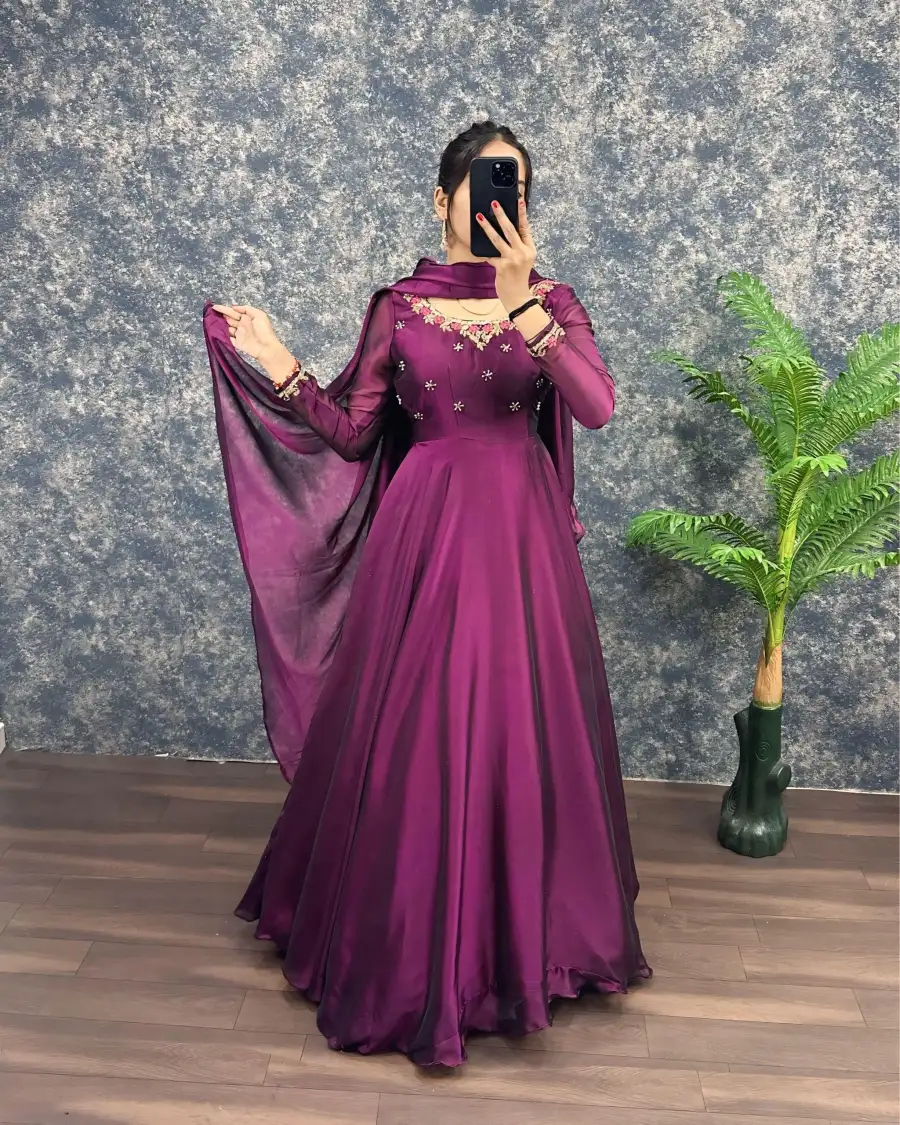 FANCY RANGOLI SILK HANDWORK GOWN WITH DUPATTA FESTIVE WEAR WHOLESALE PRICE ETHNIC GARMENT (6)