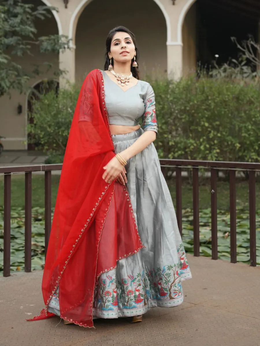 FANCY SILK SILVER ZARI WEAVING WITH CONTRAST KALAMKARI WEAVING BORDER WORK LEHENGA CHOLI WITH DUPATTA FESTIVE WEAR WHOLESALE PRICE ETHNIC GARMENT (5)