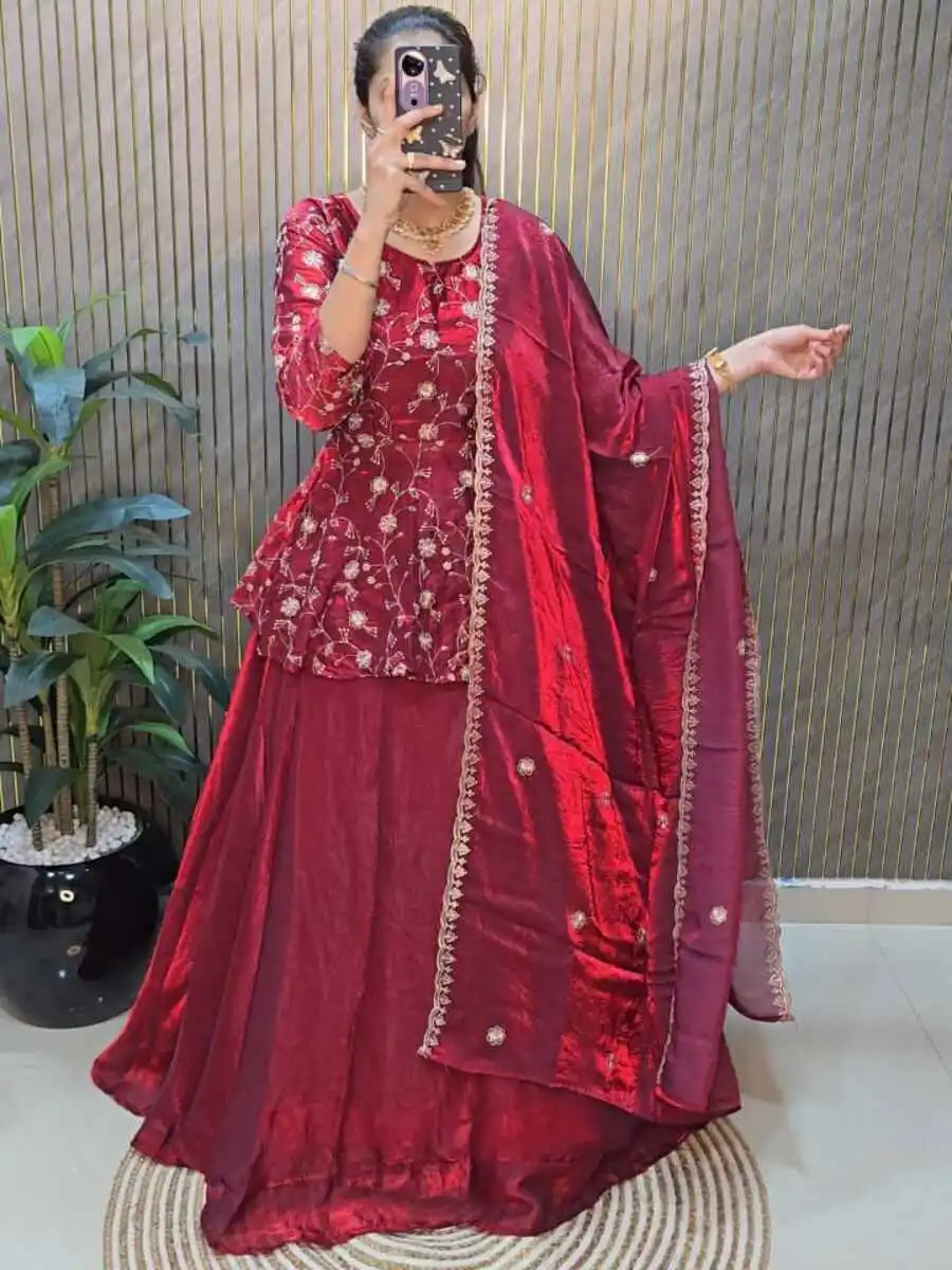 FANCY-SPACE-SILK-MAGGAM-SEQUENCE-WORK-LEHENGA-PEPLUM-TOP-AND-DUPATTA-WEDDING-WEAR-WHOLESALE-PRICE-ETHNIC-GARMENT-2.webp