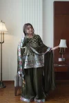 MODERN-CHINON-SEQUENCE-EMBROIDERY-WORK-TOP-PALAZZO-WITH-DUPATTA-FESTIVE-WEAR-WHOLESALE-PRICE-ETHNIC-GARMENT-5.webp