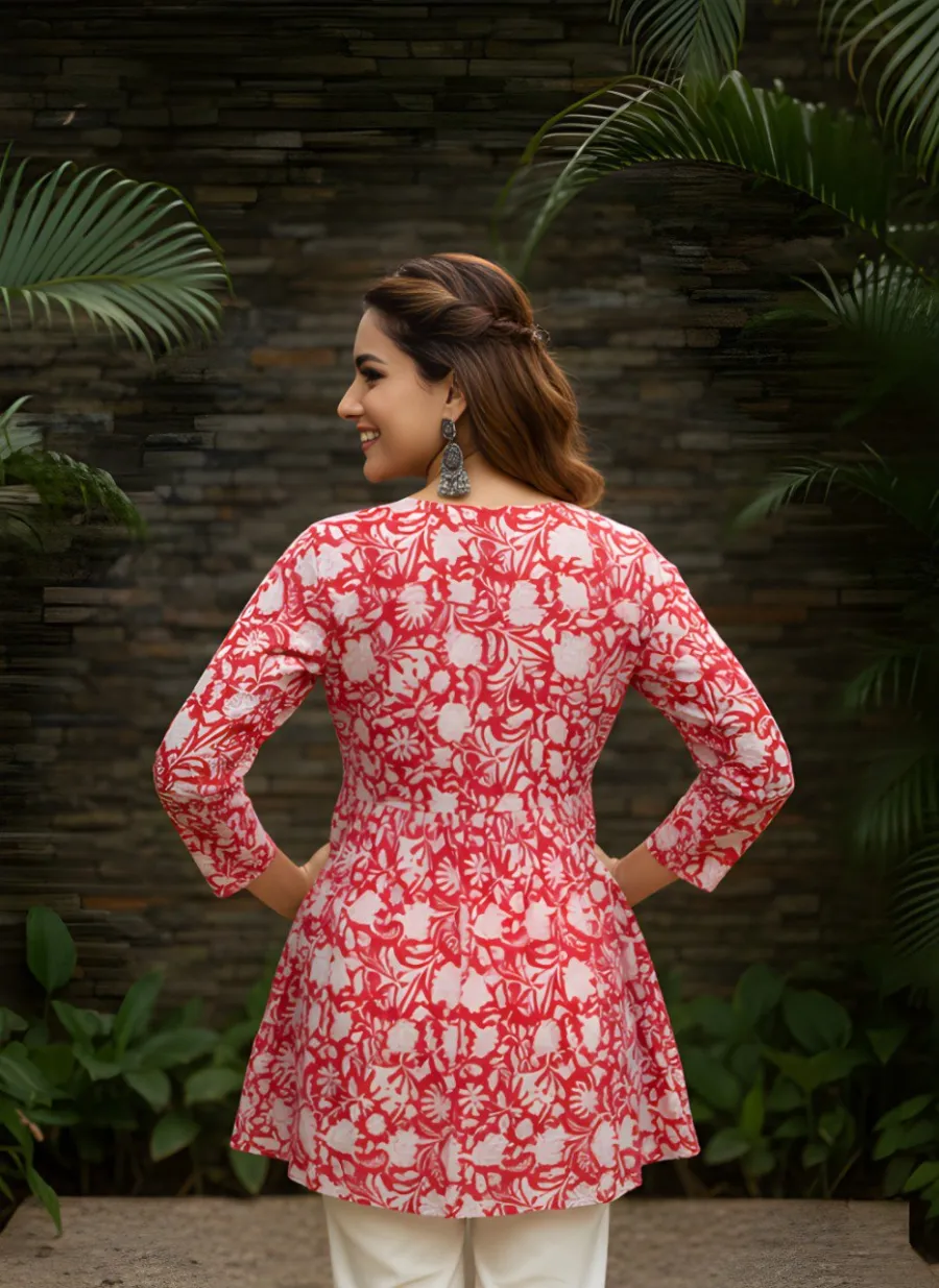 MODERN-COTTON-PRINTED-ONLY-TOP-DAILY-WEAR-WHOLESALE-PRICE-ETHNIC-GARMENT-3.webp