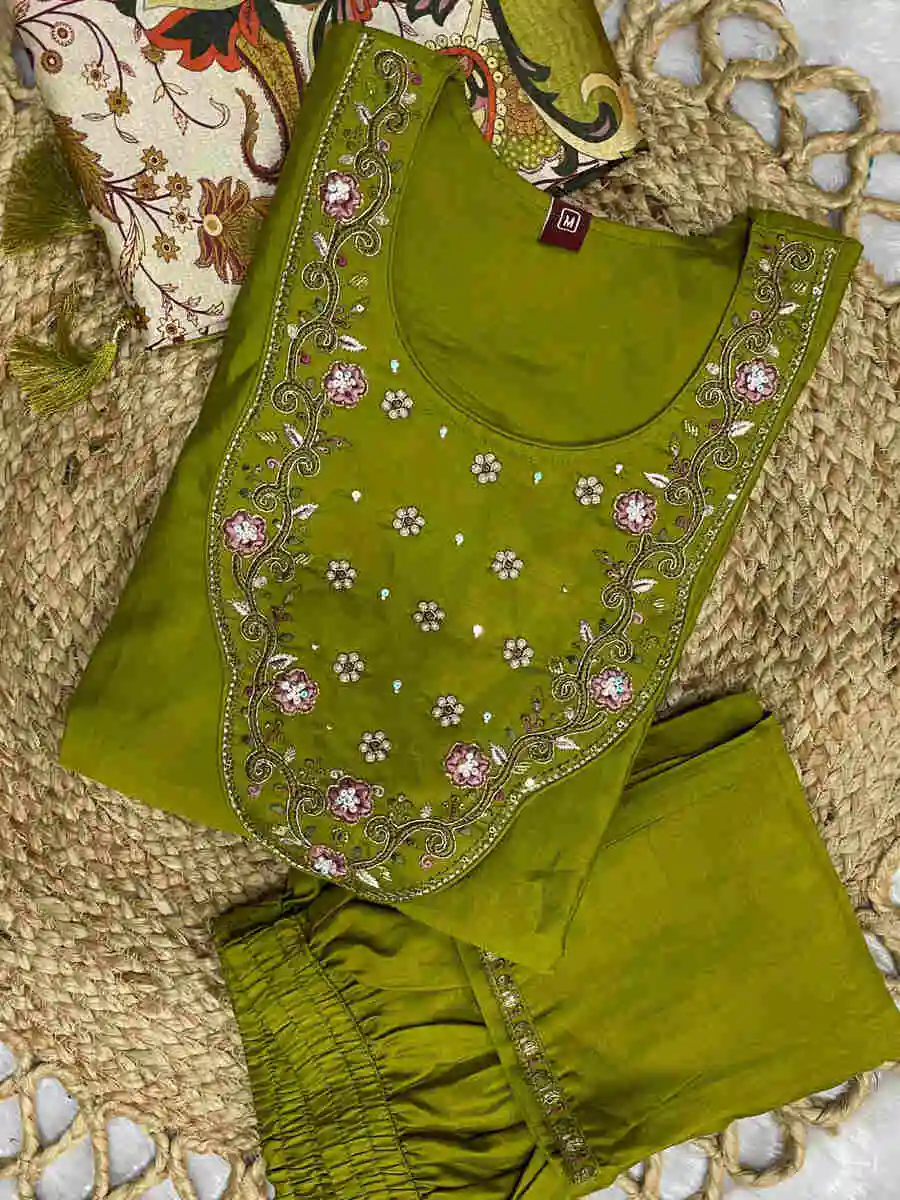 MODERN-MARINA-SILK-MULTI-EMBROIDERY-THREAD-WITH-HAND-WORK-TOP-BOTTOM-WITH-DUPATTA-FESTIVE-WEAR-WHOLESALE-PRICE-ETHNIC-GARMENT-6.webp