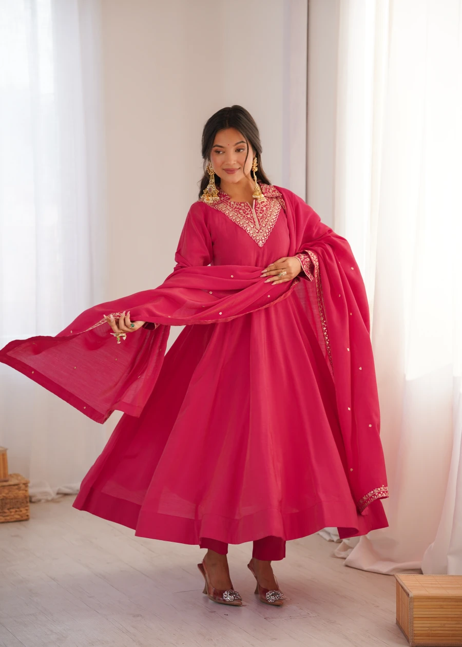 MODERN ROMAN SHIMMER SILK DORI,SEQUENCE AND JARI WORK GOWN BOTTOM WITH DUPATTA FESTIVE WEAR WHOLESALE PRICE ETHNIC GARMENT (10)