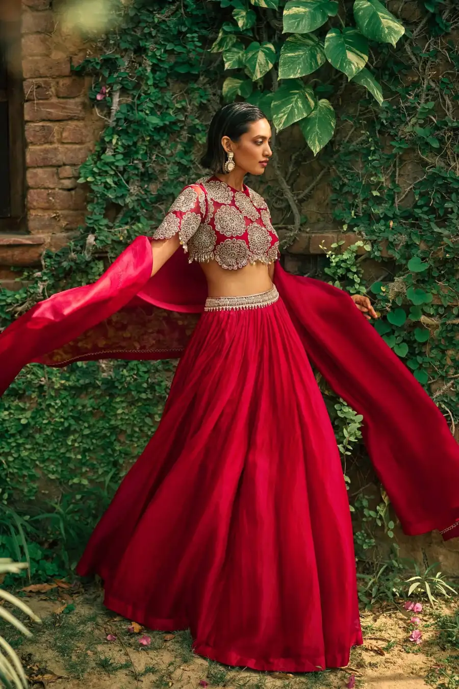MODERN-ROMAN-SILK-SEQUENCE-DORI-WORK-LEHENGA-CHOLI-WITH-DUPATTA-FESTIVE-WEAR-WHOLESALE-PRICE-ETHNIC-GARMENT-6.webp
