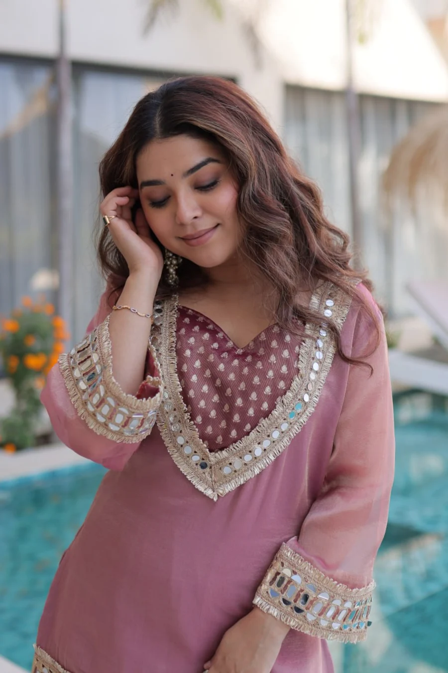 MODERN-SALASA-FABRIC-WITH-MIRROR-LACE-WORK-TOP-BOTTOM-WITH-BATWA-FESTIVE-WEAR-WHOLESALE-PRICE-ETHNIC-GARMENT-30.webp