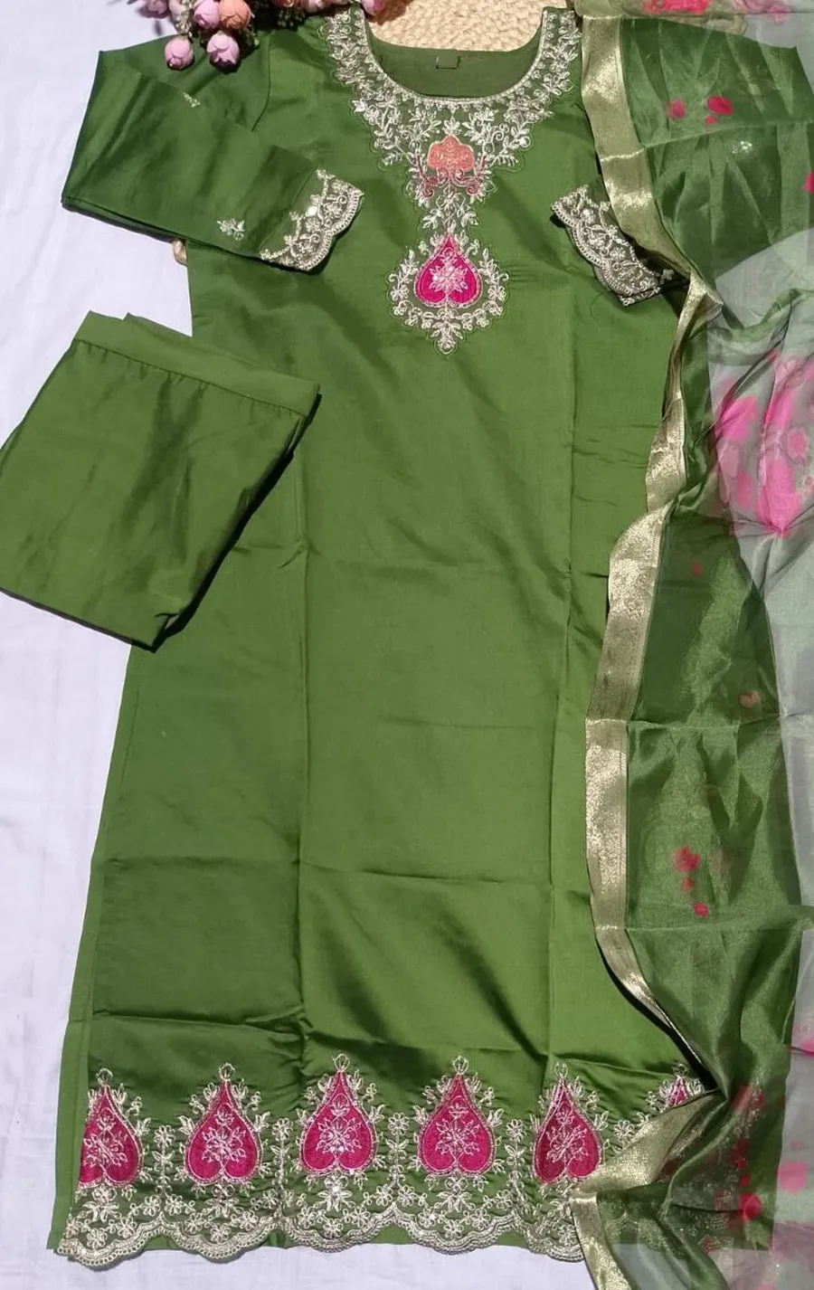 NEW ARRIVAL CHANDERI EMBROIDERY WORK TOP BOTTOM WITH DUPATTA FESTIVE WEAR WHOLESALE PRICE ETHNIC GARMENT (9)