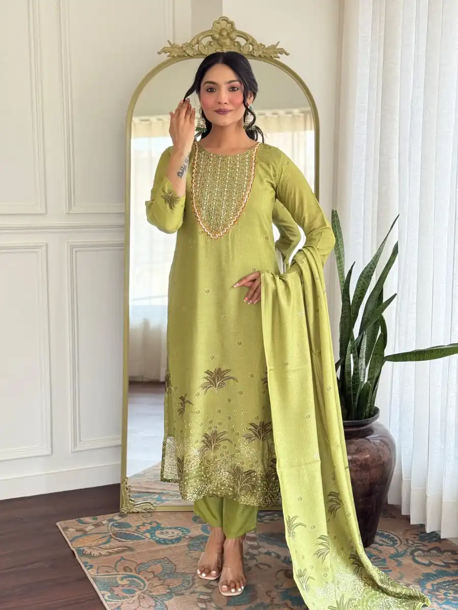 NEW-ARRIVAL-MUSLIN-DIGITAL-PRINT-AND-HEAVY-EMBROIDERY-WORK-TOP-BOTTOM-WITH-DUPATTA-FESTIVE-WEAR-WHOLESALE-PRICE-ETHNIC-GARMENT-3.webp