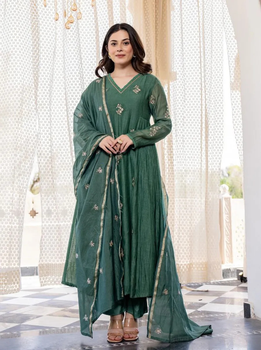 RICH LOOK CHANDERI SILK SEQUENCE CODING EMBROIDERY WORK TOP BOTTOM WITH DUPATTA FESTIVE WEAR WHOLESALE PRICE ETHNIC GARMENT (3)