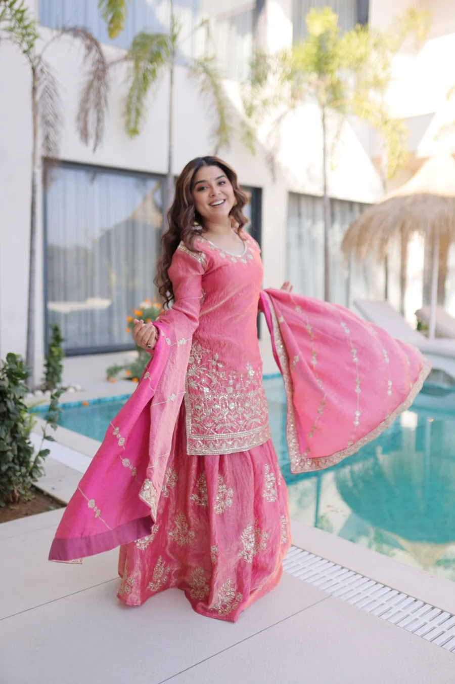 RICH-LOOK-FENDY-CRUSH-ZARI-SEQUENCE-EMBROIDERY-WORK-TOP-PALAZZO-WITH-DUPATTA-WEDDING-WEAR-WHOLESALE-PRICE-ETHNIC-GARMENT-3.webp