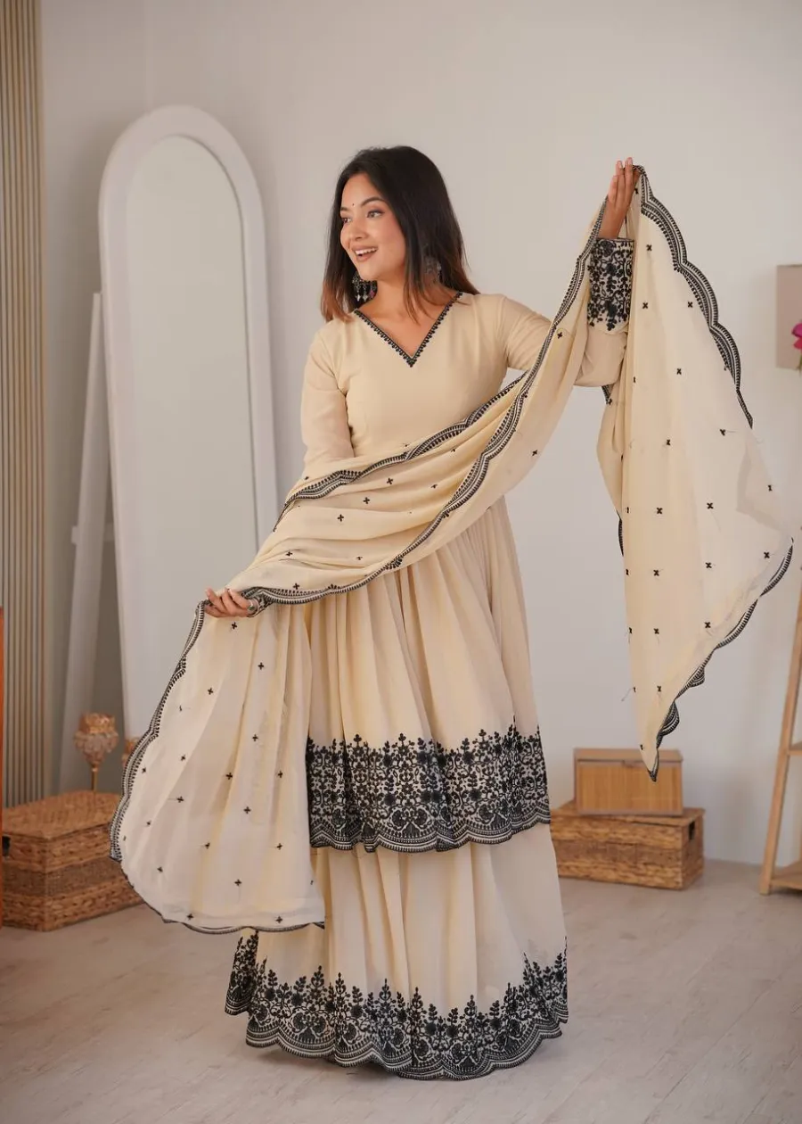 RICH-LOOK-GEORGETTE-EMBROIDERY-THREAD-WORK-TOP-PALAZZO-WITH-DUPATTA-PARTY-WEAR-WHOLESALE-PRICE-ETHNIC-GARMENT-4.webp