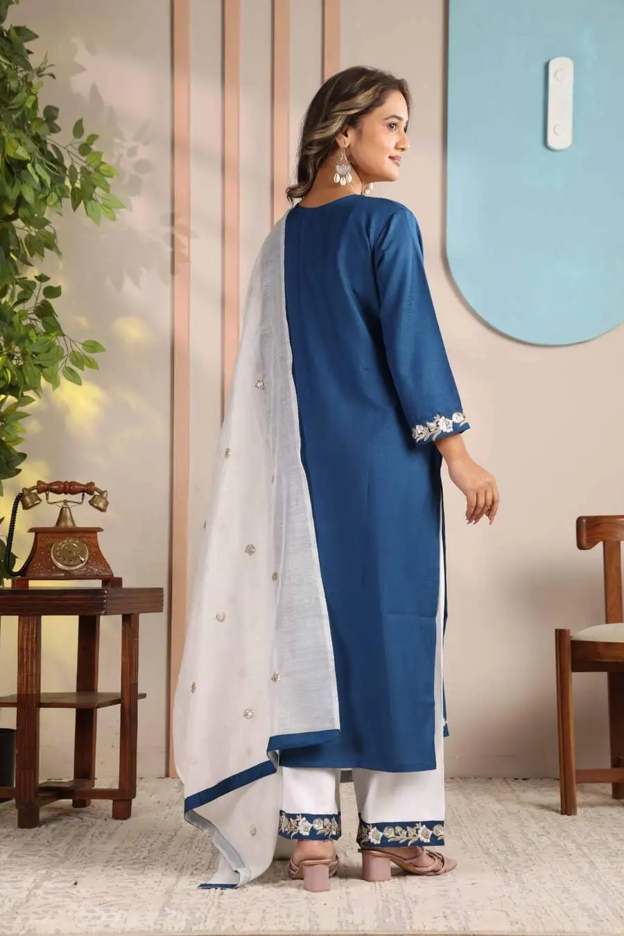 RICH-LOOK-RAYON-EMBROIDERY-WORK-TOP-BOTTOM-WITH-DUPATTA-FESTIVE-WEAR-WHOLESALE-PRICE-ETHNIC-GARMENT-4.webp