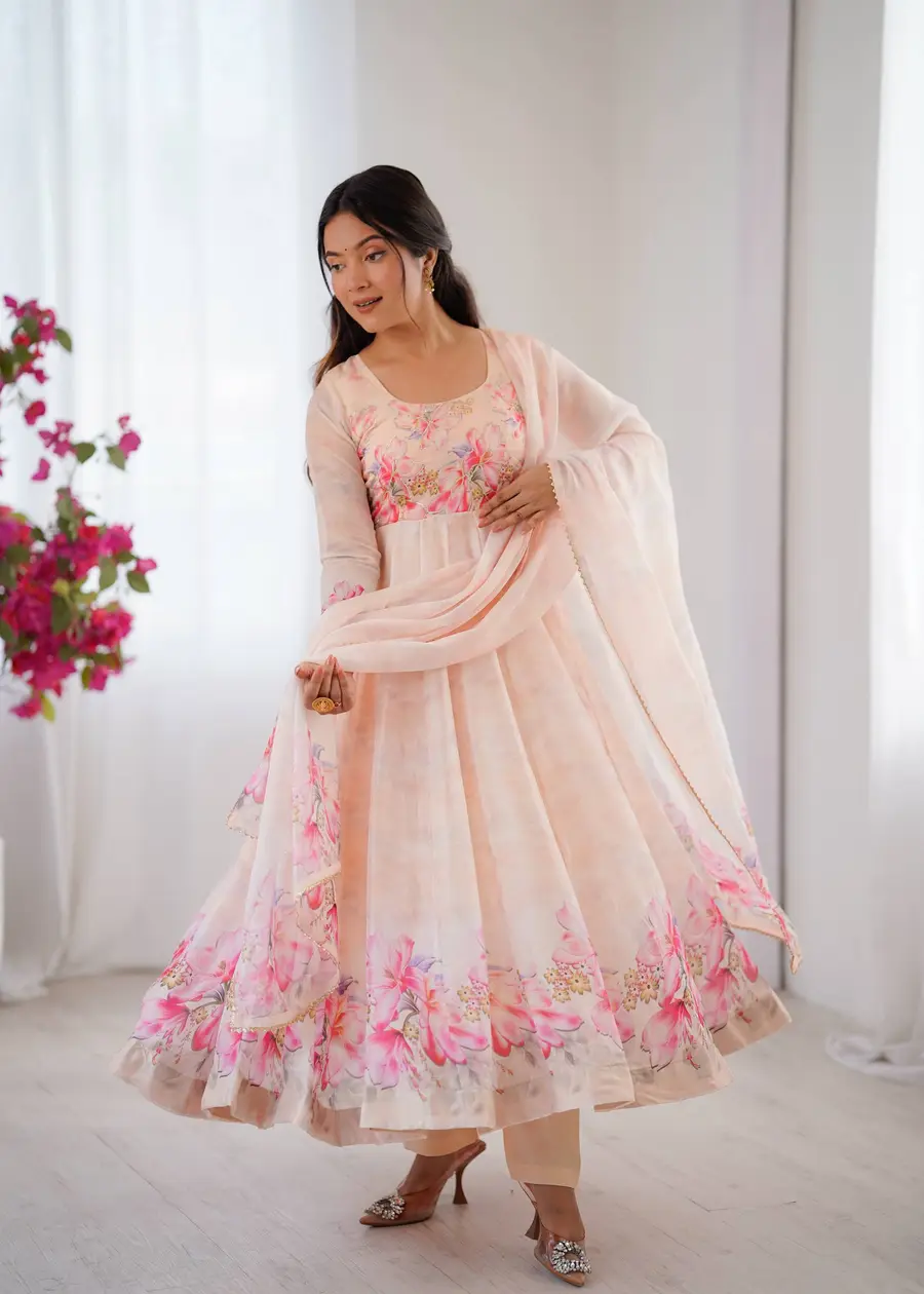 RICH-LOOK-TABBY-ORGANZA-SILK-DIGITAL-PRINT-WITH-HAND-WORK-GOWN-BOTTOM-WITH-DUPATTA-FESTIVE-WEAR-WHOLESALE-PRICE-ETHNIC-GARMENT-3-1.webp