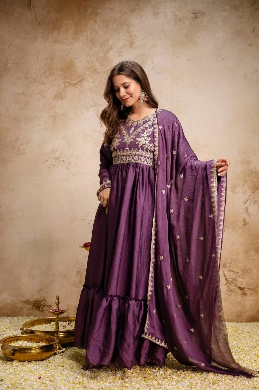 18MODERN RANGOLI CRUSH EMBROIDERY AND SEQUENCE WORK GOWN WITH DUPATTA WEDDING WEAR WHOLESLE PRICE ETHNIC GARMENT (17)