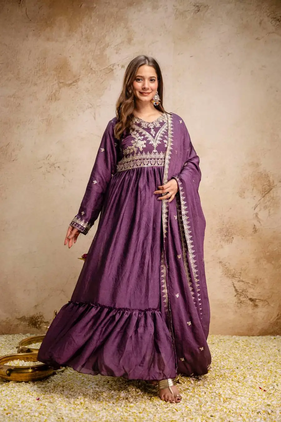 18MODERN RANGOLI CRUSH EMBROIDERY AND SEQUENCE WORK GOWN WITH DUPATTA WEDDING WEAR WHOLESLE PRICE ETHNIC GARMENT (18)