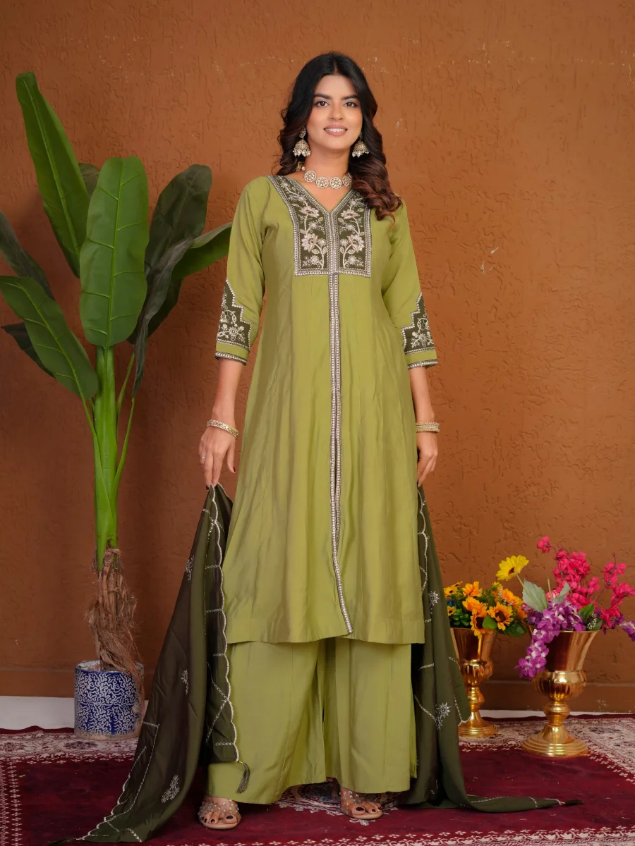 1DESIGNER ROMAN SILK MULTI EMBROIDERY THREAD WITH BEAUTIFUL HAND WORK TOP PALAZZO WITH DUPATTA FESTIVE WEAR WHOLESALE PRICE ETHNIC GARMENT (2)