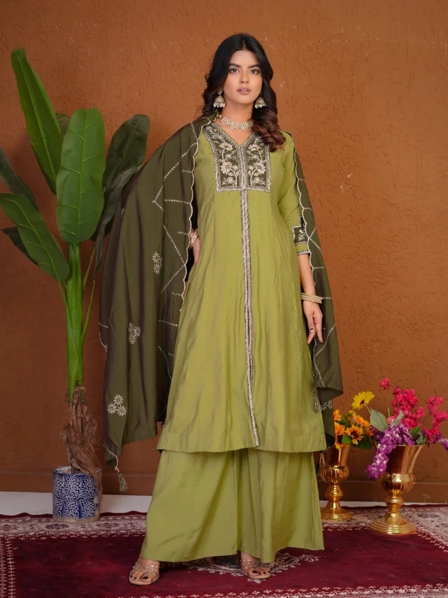1DESIGNER ROMAN SILK MULTI EMBROIDERY THREAD WITH BEAUTIFUL HAND WORK TOP PALAZZO WITH DUPATTA FESTIVE WEAR WHOLESALE PRICE ETHNIC GARMENT (6)