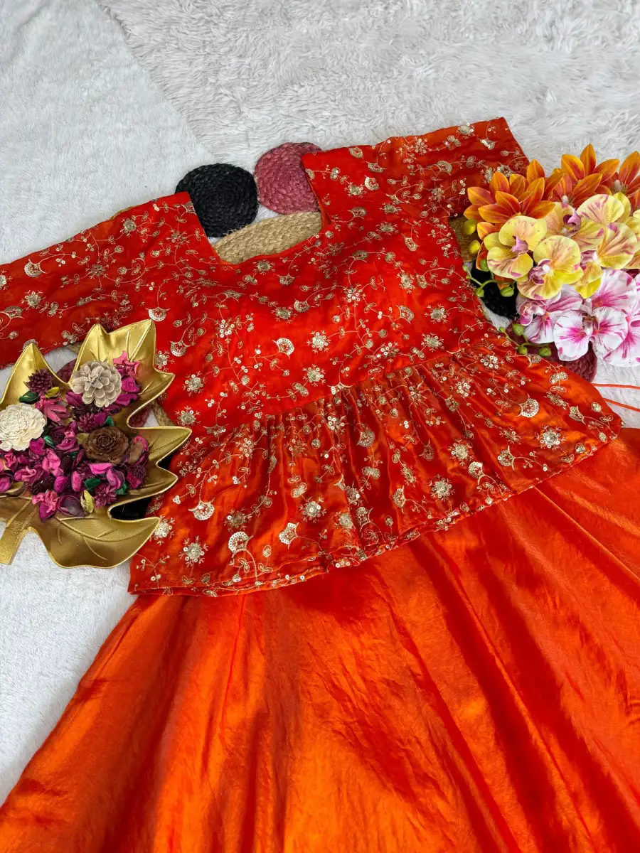 1RICH LOOK SPACE SILK SEQUENCE EMBROIDERY WORK TOP LEHENGA SET WEDDING WEAR WHOLESALE PRICE ETHNIC GARMENT (6)