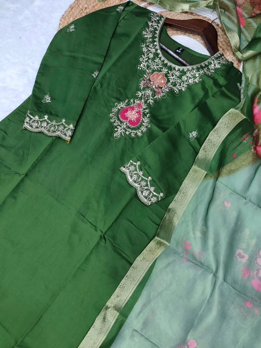 21MODERN TABBY SILK EMBROIDERY WORK TOP BOTTOM WITH DUPATTA FESTIVE WEAR WHOLESALE PRICE ETHNIC GARMENT (10)