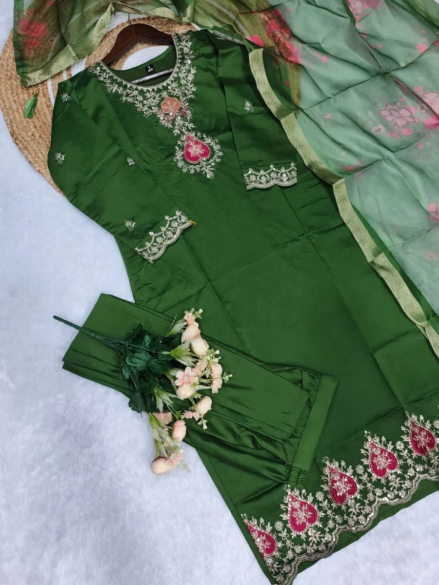 21MODERN TABBY SILK EMBROIDERY WORK TOP BOTTOM WITH DUPATTA FESTIVE WEAR WHOLESALE PRICE ETHNIC GARMENT (11)