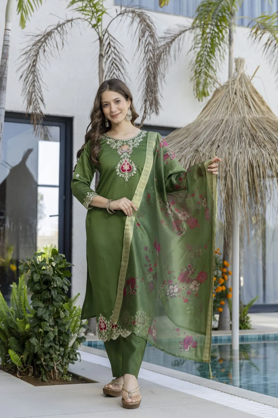 21MODERN TABBY SILK EMBROIDERY WORK TOP BOTTOM WITH DUPATTA FESTIVE WEAR WHOLESALE PRICE ETHNIC GARMENT (12)