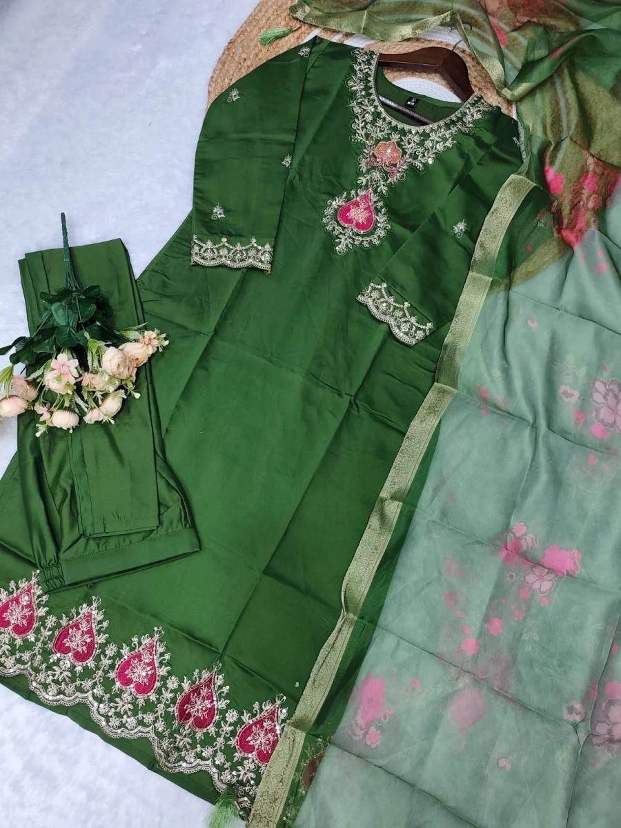 21MODERN TABBY SILK EMBROIDERY WORK TOP BOTTOM WITH DUPATTA FESTIVE WEAR WHOLESALE PRICE ETHNIC GARMENT (9)