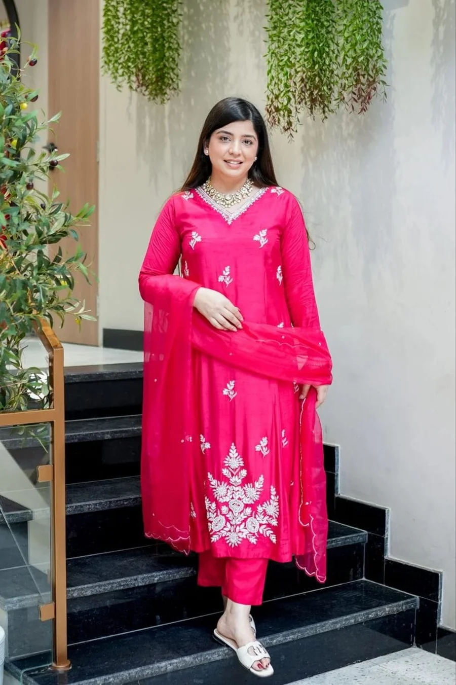 22DESIGNER MUSLIN EMBROIDERY DORI WORK TOP BOTTOM WITH DUPATTA FESTIVE WEAR WHOLESALE PRICE ETHNIC GARMENT (15)