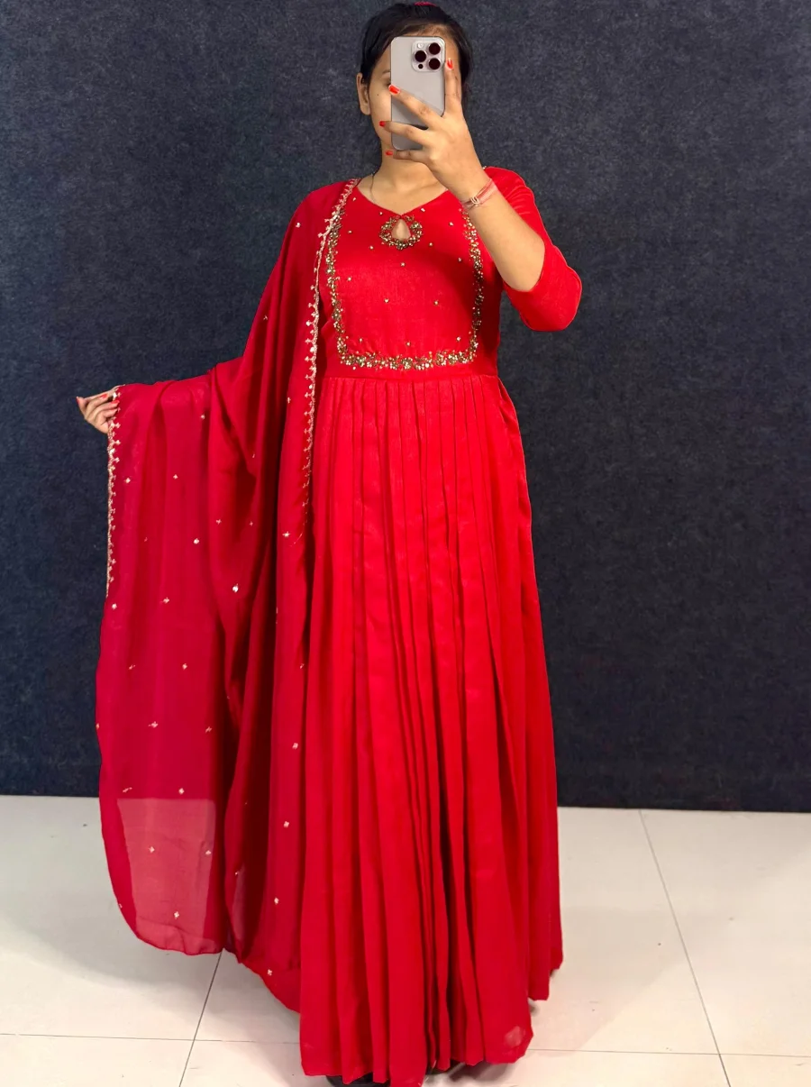 2DESIGNER VICHITRA SILK HANDWORK GOWN WITH DUPATTA FESTIVE WEAR WHOLESALE PRICE ETHNIC GARMENT (5)