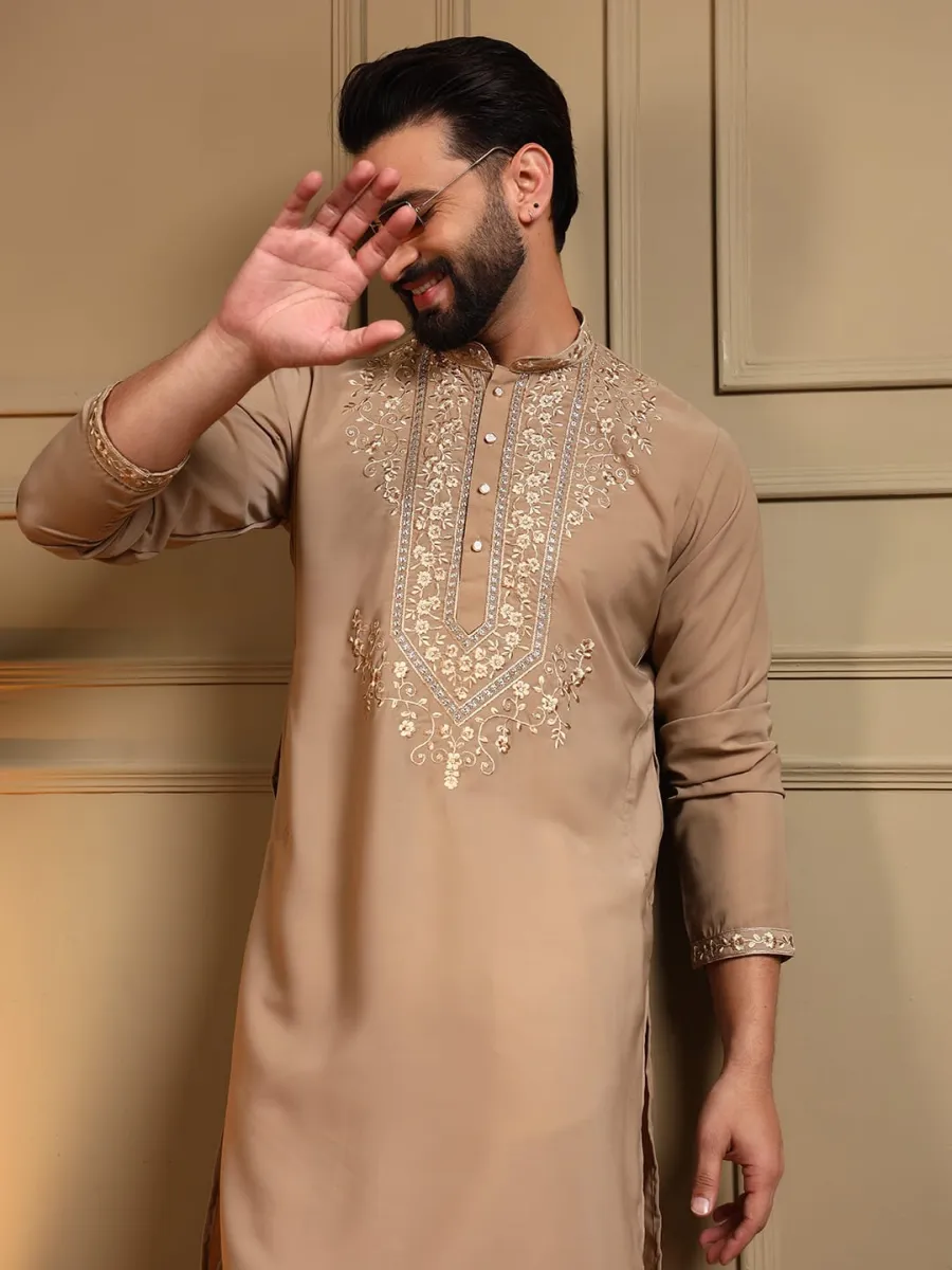 3DESIGNER ARMANI LACHKO EMBROIDERY SEQUENCE WORK MEN'S KURTA PAYJAMA FESTIVE WEAR WHOLESALE PRICE ETHNIC GARMENT (14)