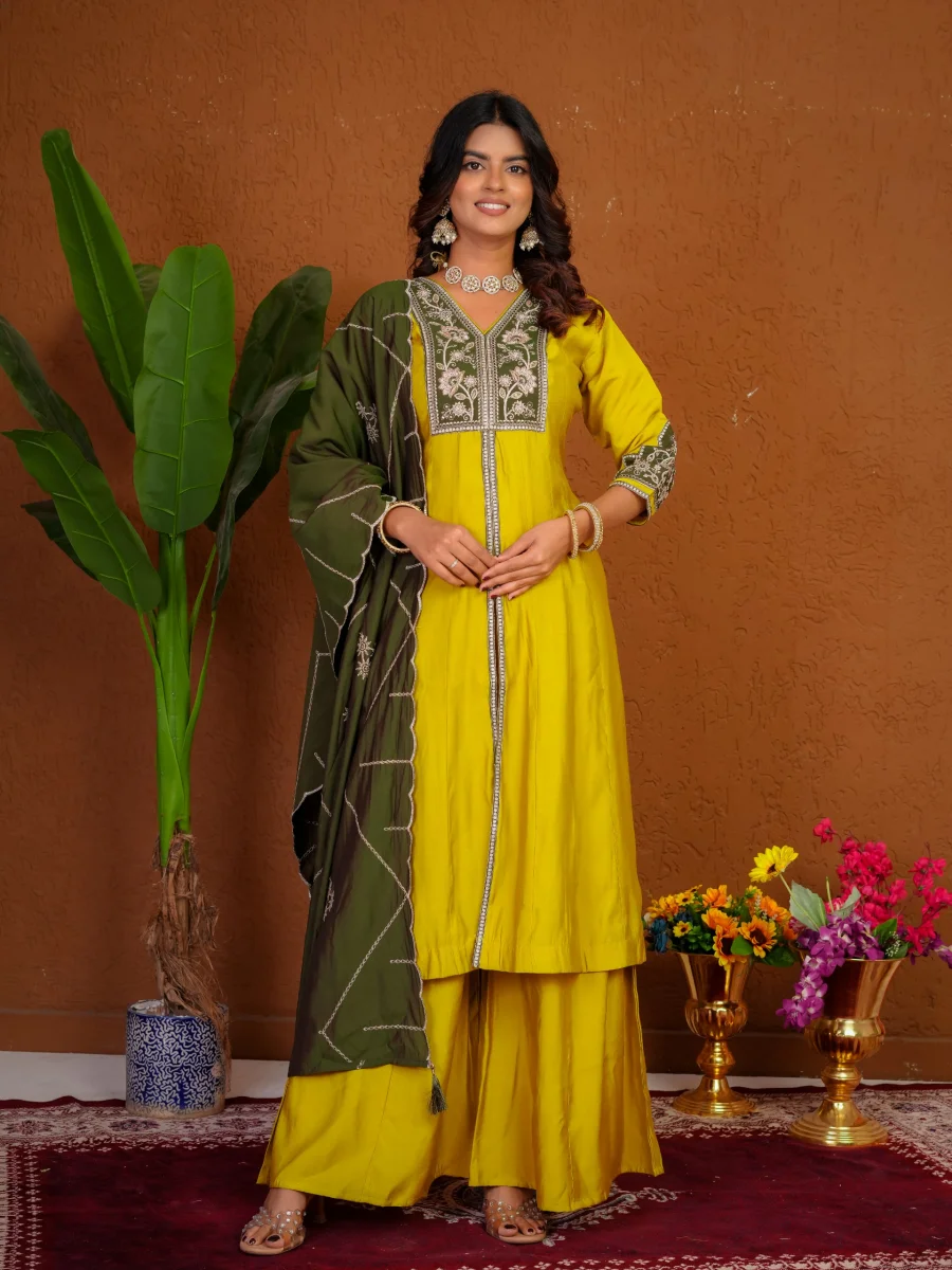 3DESIGNER ROMAN SILK MULTI EMBROIDERY THREAD WITH BEAUTIFUL HAND WORK TOP PALAZZO WITH DUPATTA FESTIVE WEAR WHOLESALE PRICE ETHNIC GARMENT (22)