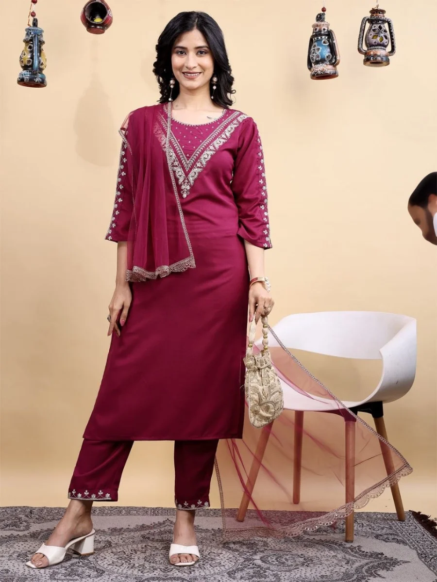 3FANCY BLEND COTTON EMBROIDERY WORK TOP BOTTOM WITH DUPATTA FESTIVE WEAR WHOLESALE PRICE ETHNIC GARMENT (2)