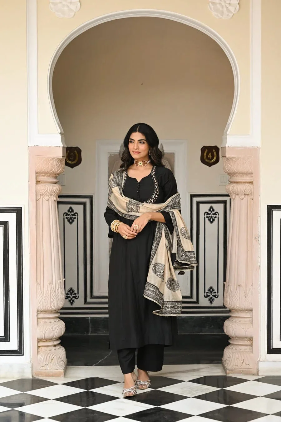 5FANCY ROMAN SILK EMBROIDERY WORK TOP BOTTOM WITH DUPATTA FESTIVE WEAR WHOLESALE PRICE ETHNIC GARMENT (37)