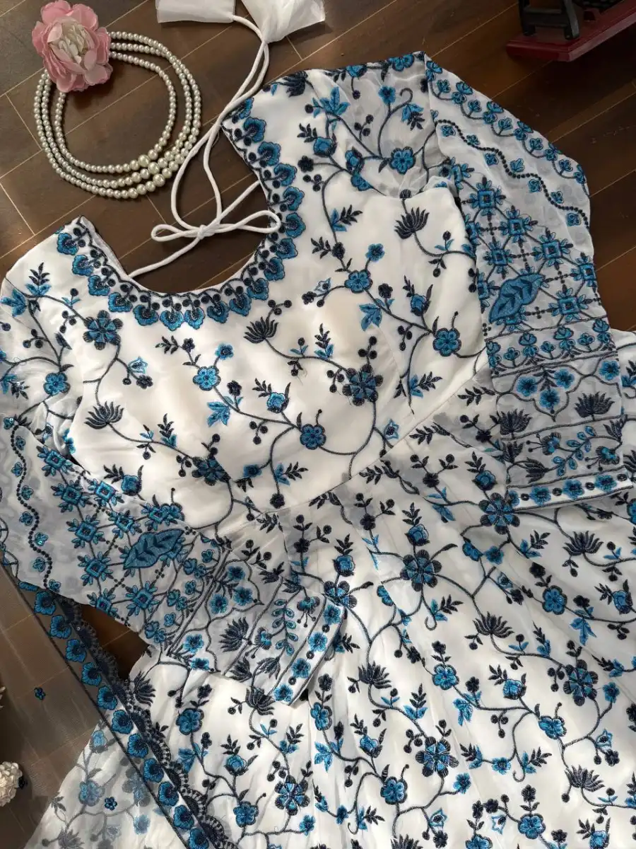 DESIGNER GEORGETTE THREAD WITH SEQUENCE WORK GOWN BOTTOM WITH DUPATTA FESTIVE WEAR WHOLESALE PRICE ETHNIC GARMENT (1)
