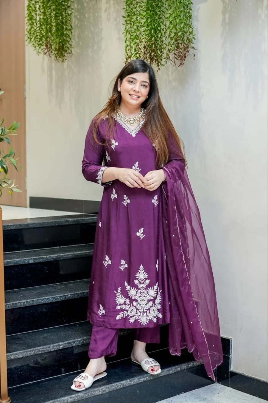DESIGNER MUSLIN EMBROIDERY DORI WORK TOP BOTTOM WITH DUPATTA FESTIVE WEAR WHOLESALE PRICE ETHNIC GARMENT (5)