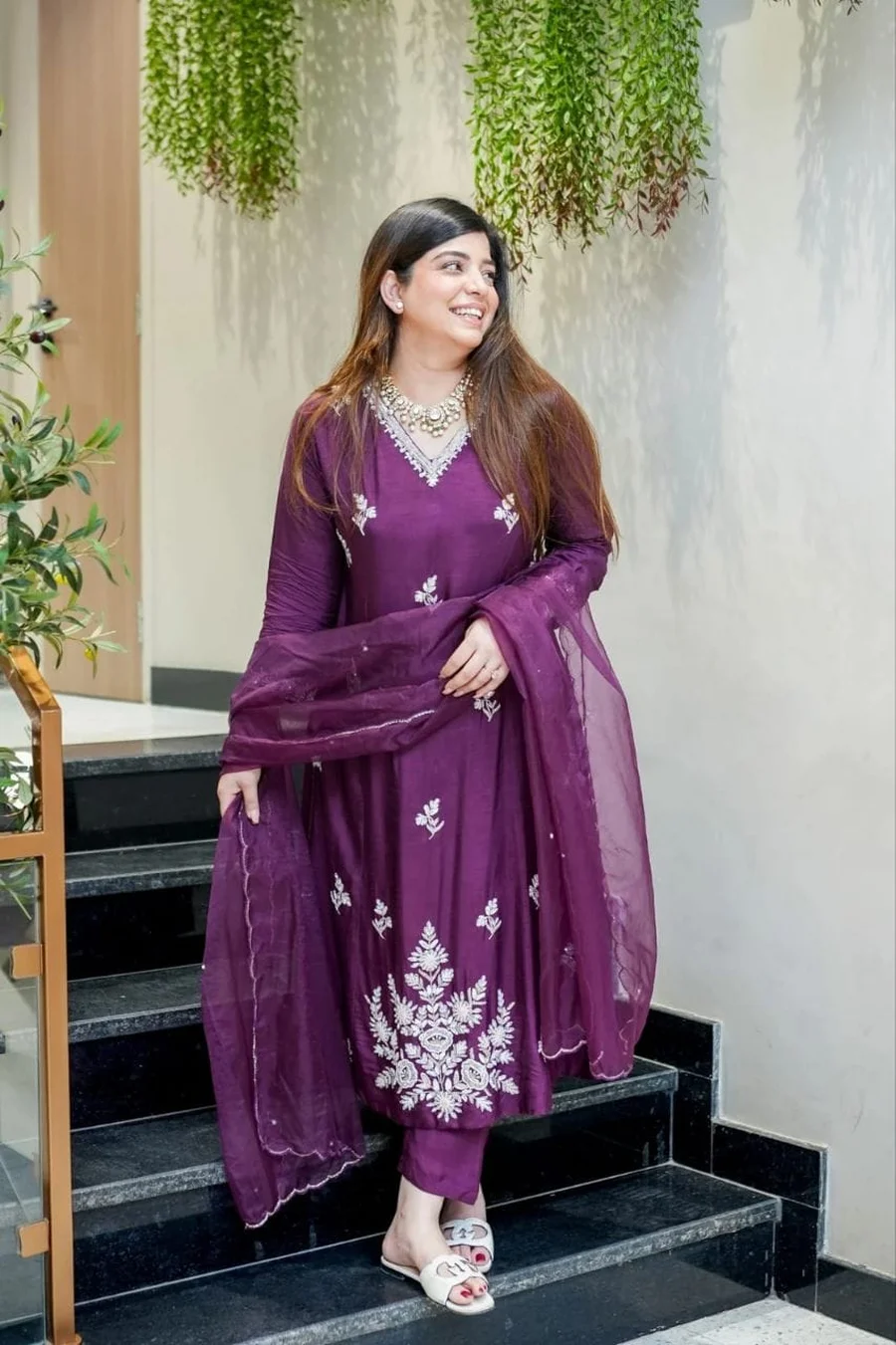 DESIGNER MUSLIN EMBROIDERY DORI WORK TOP BOTTOM WITH DUPATTA FESTIVE WEAR WHOLESALE PRICE ETHNIC GARMENT (6)