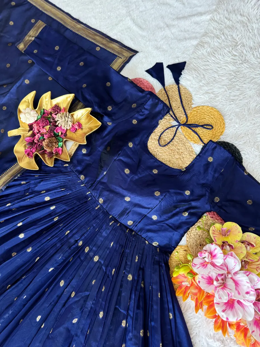 FANCY HANDLOOK COTTON ZARI WEAVING BUTTI WORK GOWN WITH DUPATTA FESTIVE WEAR WHOLESALE PRICE ETHNIC GARMENT (15)