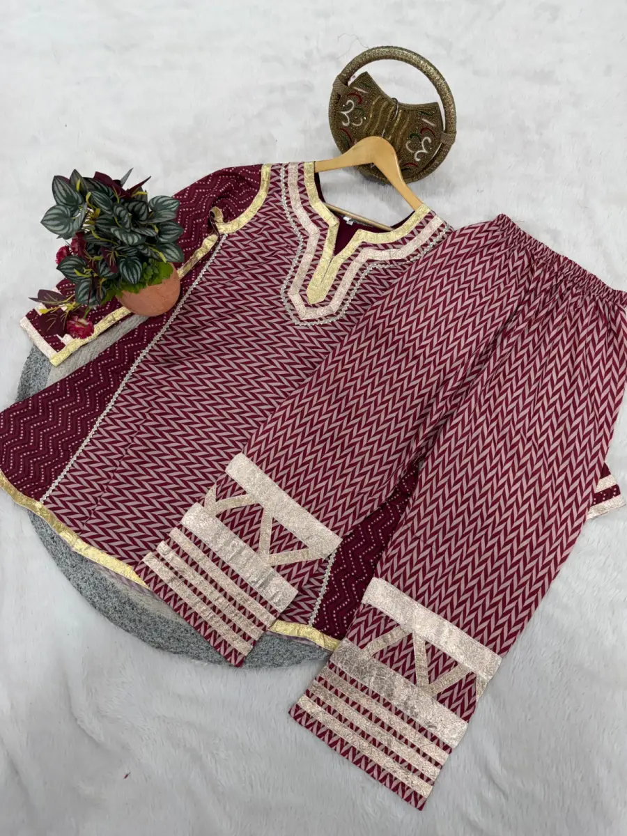 FANCY MUSLIN LAMPI LACE WORK TOP PENT SET FESTIVE WEAR WHOLESALE PRICE ETHNIC GARMENT (1)